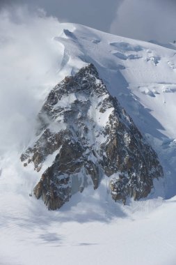 Mont Blanc, Chamonix, İsviçre yakınındaki bir Alp dağ manzarası görünümünü