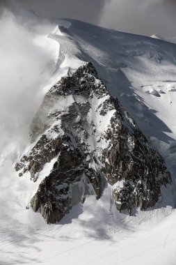 Mont Blanc, Chamonix, İsviçre yakınındaki bir Alp dağ manzarası görünümünü