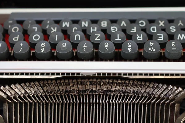 Primer plano / detalle de una máquina de escribir vintage — Foto de Stock