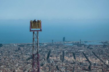 Tepenin görünümünden Barcelona