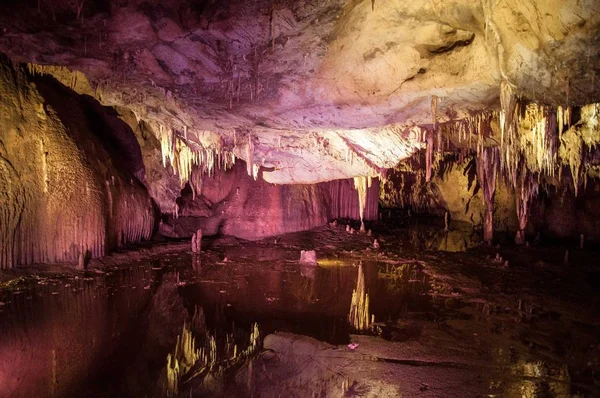 Prometheus Mağarası, Georgia