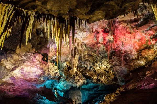 Прометей-Пещера — стоковое фото