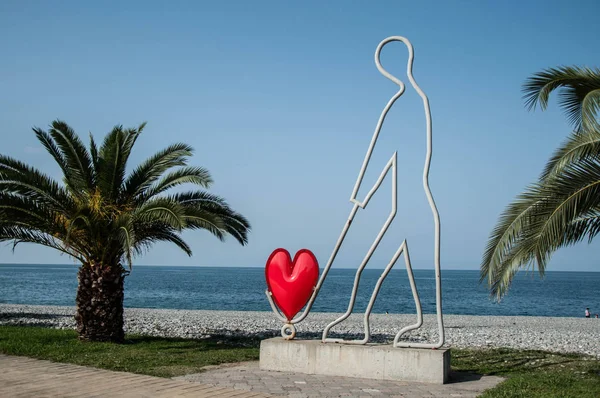 Deniz, Batum sevgi heykeli