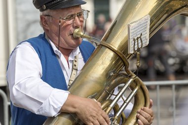 Tantana şarkıcı etnik Alman