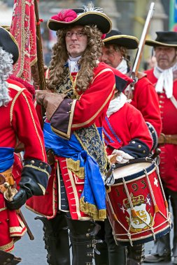 Arka plan ile Mart Ortaçağ askerler