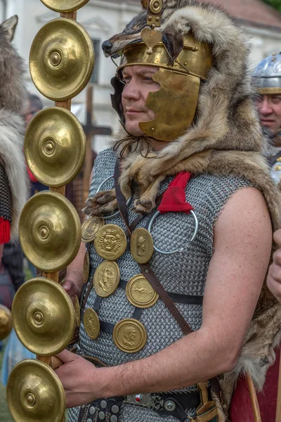 Soldado romano em traje de batalha — Fotografia de Stock