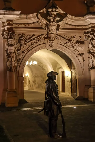 Bronze statue in Alba Iulia,Romania — Stock Photo, Image