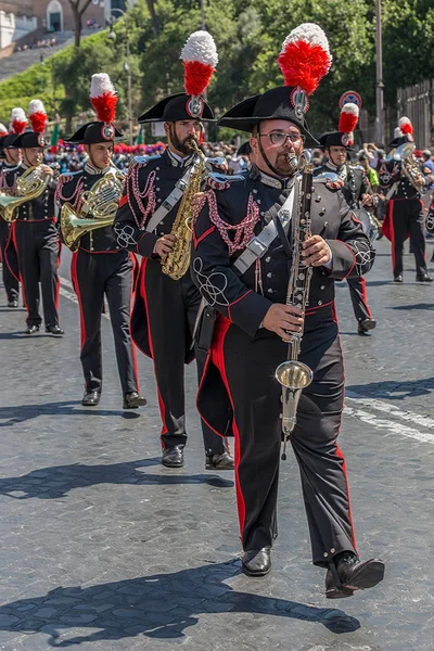 Sfilata militare alla Giornata Nazionale Italiana — Foto Stock