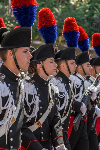 Sfilata militare alla Giornata Nazionale Italiana — Foto Stock