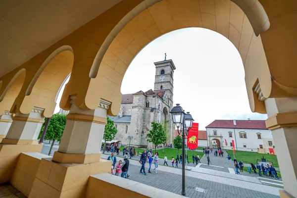 Rybí oko pohled s Saint Michael římskokatolická katedrála — Stock fotografie