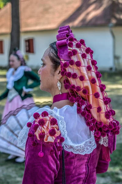 Mature dancer woman from Spain in traditional costume — Stock Photo, Image