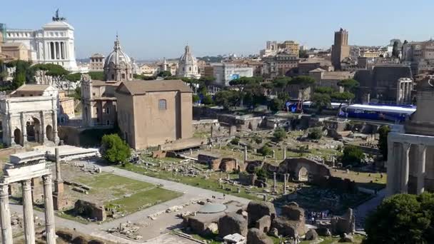 Blick über die Ruinen des römischen Forums — Stockvideo