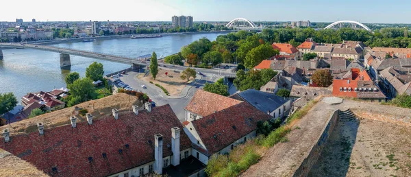 novi sad, Sırbistan'ın panoramik cityscape