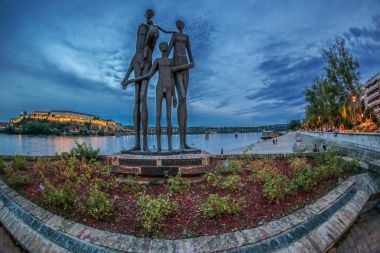 Faşizm Novi Sad Sırbistan kurbanları anıt