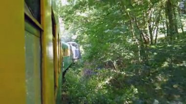 Vacance tren kişi tatil ile. 4 k görüntüleri 3
