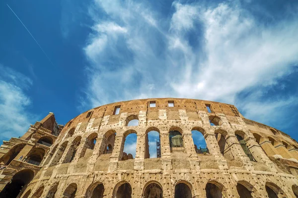 Vista fora do Coliseu, Roma, Itália — Fotografia de Stock