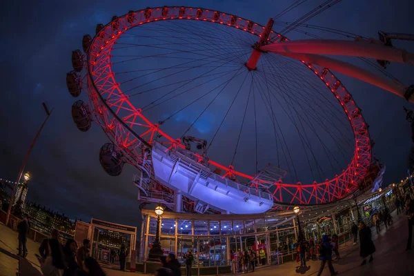 London Eye illuminato di notte. Londra — Foto Stock