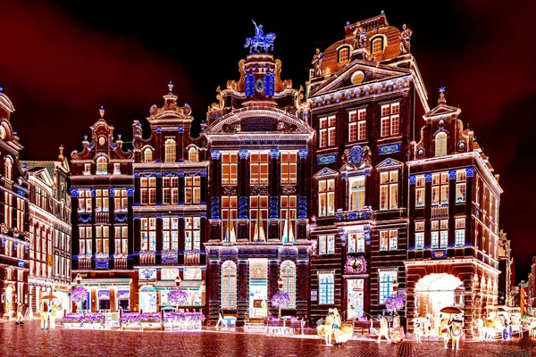 Ver en color negativo con fachada de los Gremios de Bruselas, Be — Foto de Stock