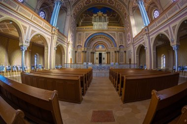 Neolog Sinagogu Zion içinde. Oradea, Romanya