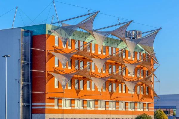 O edifício do Cenaero no aeroporto de Charleroi, Bélgica — Fotografia de Stock