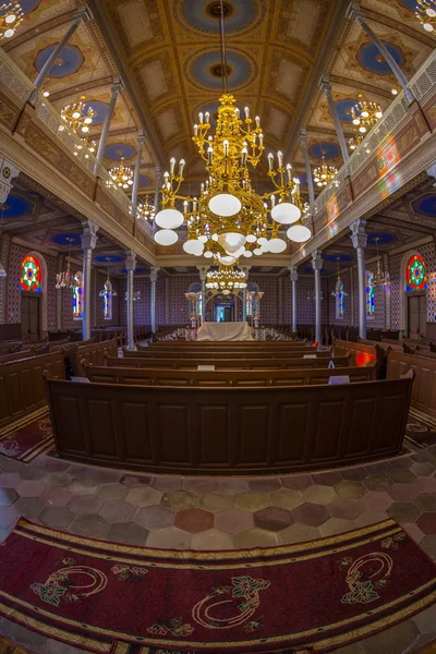 Dentro da Sinagoga Ortodoxa, Oradea, Roménia — Fotografia de Stock