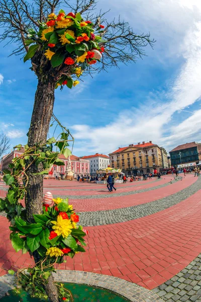 Aspectos da rua Feira de Páscoa com produtos tradicionais — Fotografia de Stock