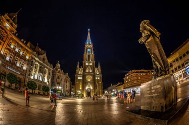 Özgürlük Meydanı Trg. Slobode yılında Novi Sad, Serbi gece görünümü