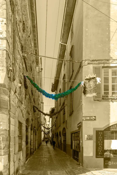 Central street of Bergamo, Cita Alta, Italy — Stock Photo, Image