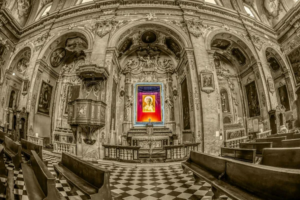 Intérieur de l'église catholique Sant Agata nel Carmine, Bergame , — Photo