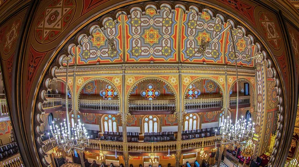 Dentro da sinagoga Choral Temple, Bucareste, Roménia — Fotografia de Stock