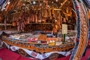 Romanya 'nın Maramures kentinden geleneksel ürünlerle Noel Fuarı