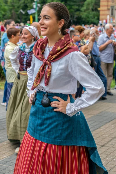 Bailarina de España en traje tradicional —  Fotos de Stock