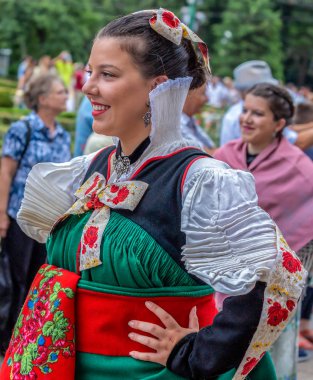 Geleneksel kostüm İspanya Dansçı kadın