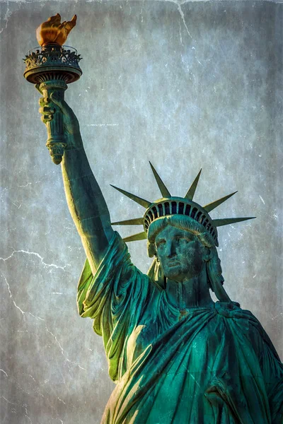 The Statue of Liberty,a copper neoclassical sculpture on Liberty Island in New York Harbor.Designed by Frdric Auguste Bartholdi,metal framework built by Gustave Eiffel,dedicated on October 28,1886.