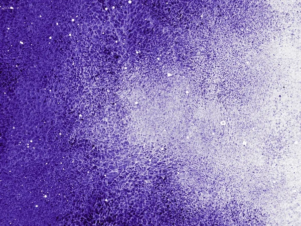 Ultra Violet ve mavi mermer soyut el boyalı arka plan.