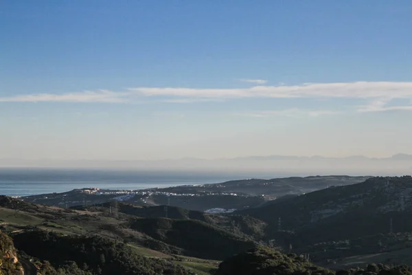 günbatımı, dağlar