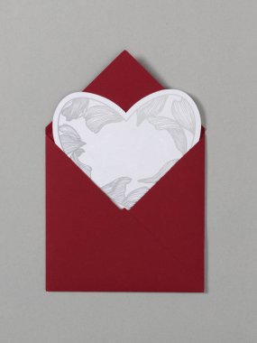 Kırmızı beyaz ve gri renk mock-up örneği, marka kimliği bir arka plan üzerinde için bir şablon. Sunumlar ve portföy grafik tasarımcıları için. Zarflar, kağıt, kalp