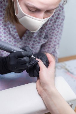 Manikürcü, manikürcü kız.