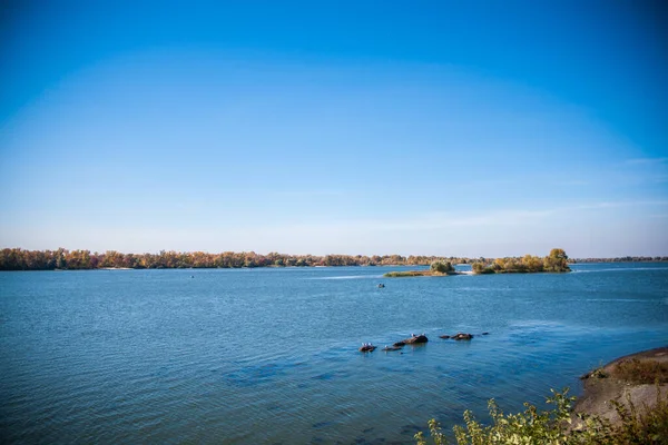 Fiume Con Isola Sua Volta — Foto Stock