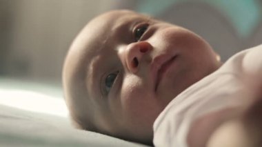 Küçük bebek yüzü