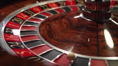 Kumarhanede rulet ve beyaz top