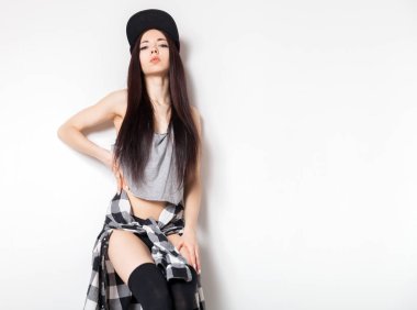 Genç güzel dansçı Studio, kopya alanı poz