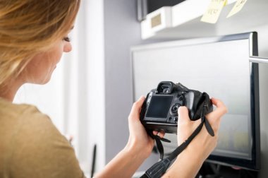 Serbest fotoğrafçı kadına ev ofis baskı fotoğraf, blan