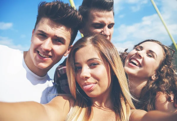 Selfie of group of teenage friends outdoor — Stock Photo, Image