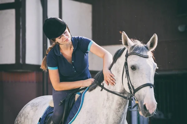 Horse rider woman near stable horsewoman before training — Stock Photo, Image