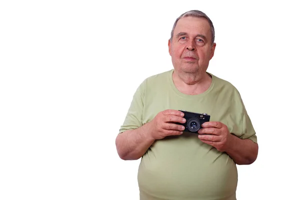 Portrait de personnes âgées homme satisfait avec caméra de film rétro , — Photo