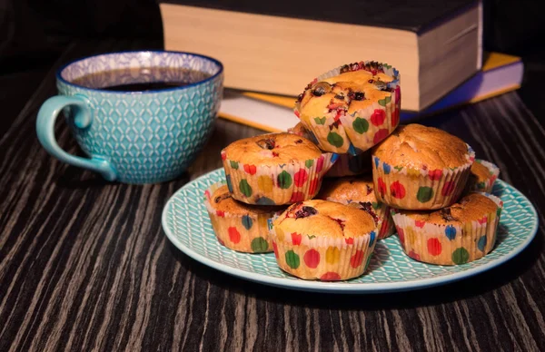 Cupcakes und Kaffee — Stockfoto
