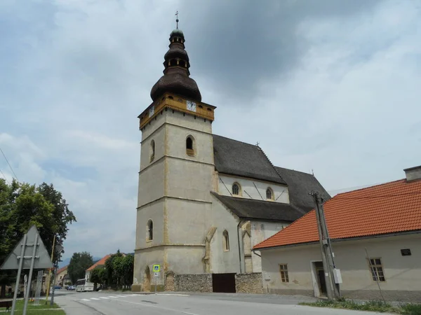 Kościół w Stitnik, Słowacja — Zdjęcie stockowe