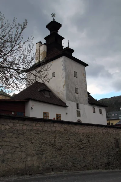 Immeuble minier à Banska Stiavnica, Slovaquie — Photo