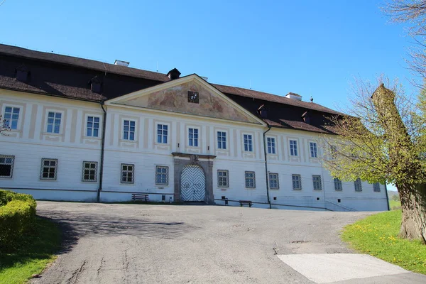 Schloss in svaty anton, Slowakei — Stockfoto